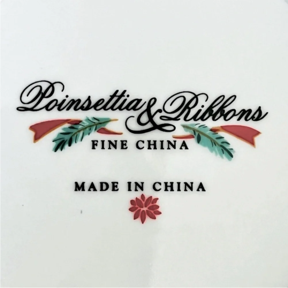 VTG Christmas Dinner Plates, Set of 4, Poinsettia & Ribbons pattern, fine China - Picture 2 of 3